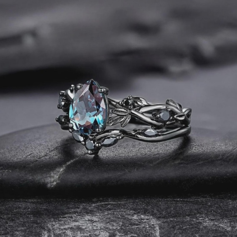 Sapphire Blue Cubic Zirconia Black Ring NWT 2 Pieces Stackable Turkish Design - Picture 5 of 5